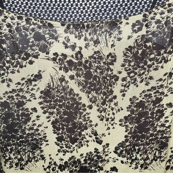 Hinge Long Sleeve Relaxed Floral Drop Waist Mesh Shoulder Dress Green Black S - Picture 8 of 10